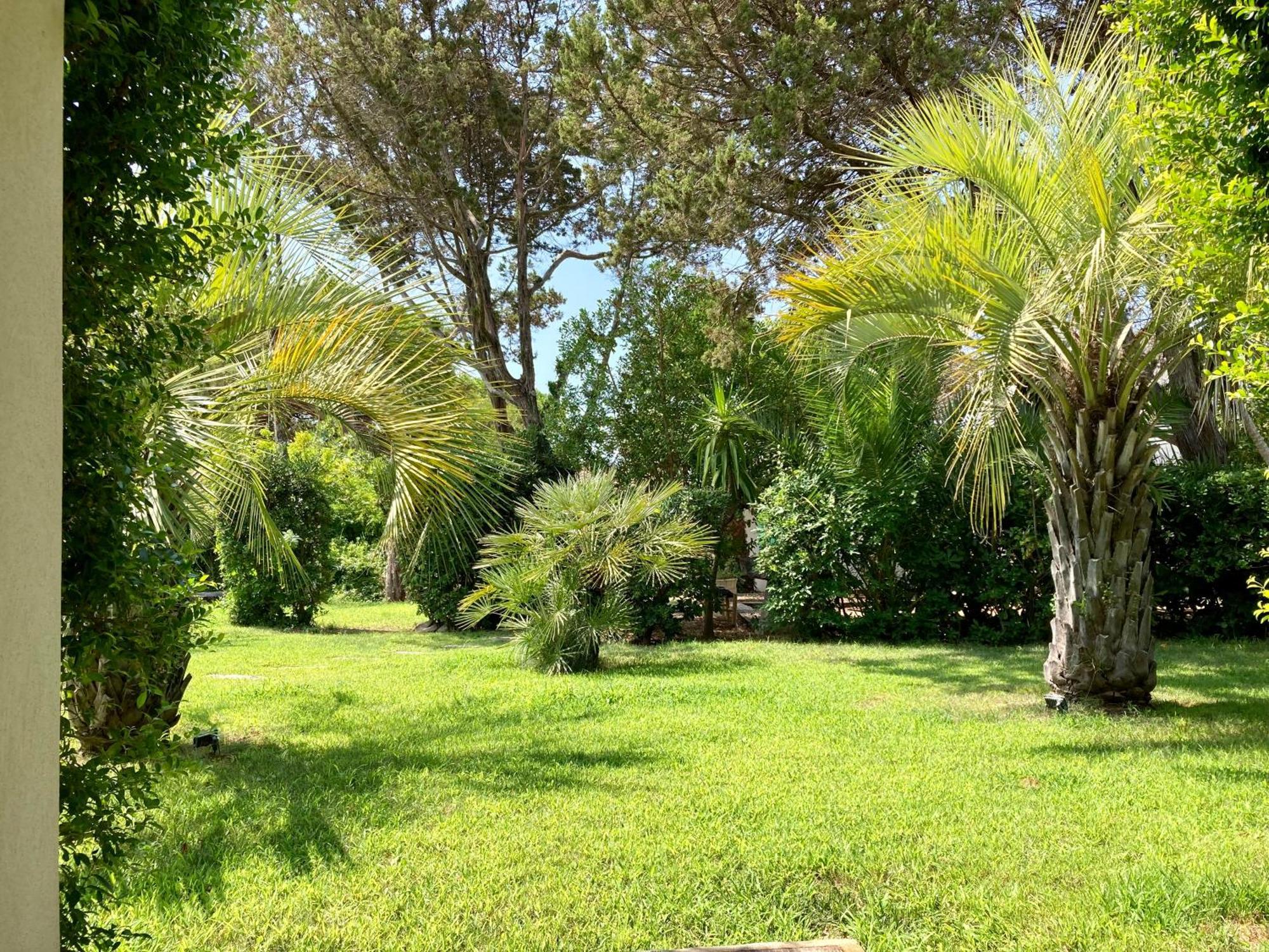 Villa Macalia Pietrosella Exterior foto